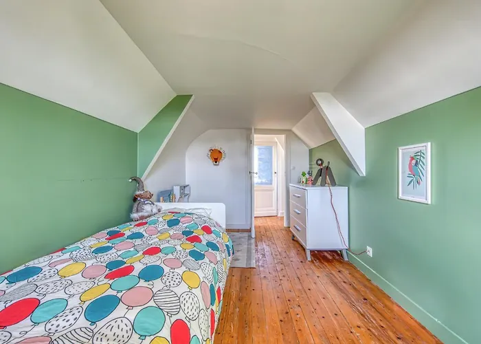 Historic In With Heated Pool