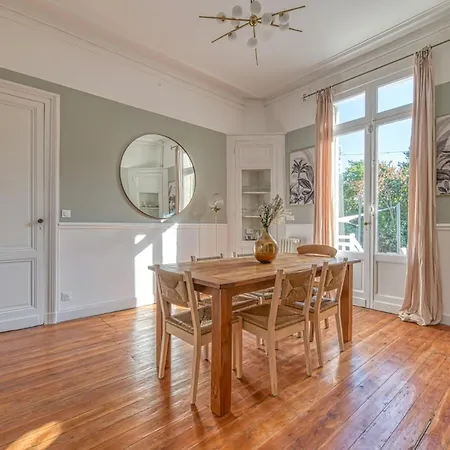 Historic In With Heated Pool Arcachon