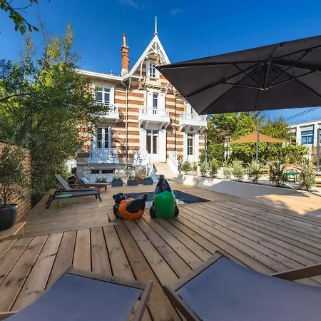Historic In With Heated Pool Semesterbostad Arcachon