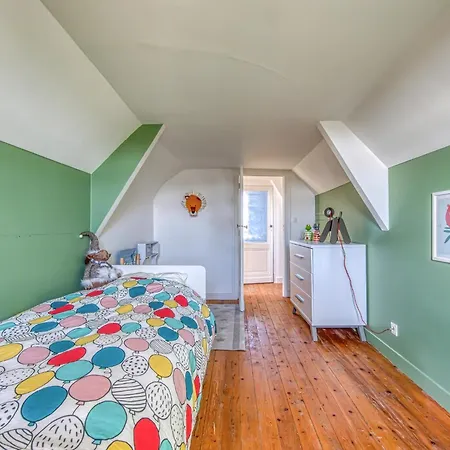Historic In With Heated Pool Semesterbostad