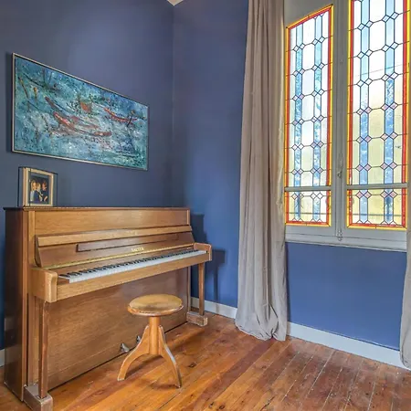 Historic In With Heated Pool *